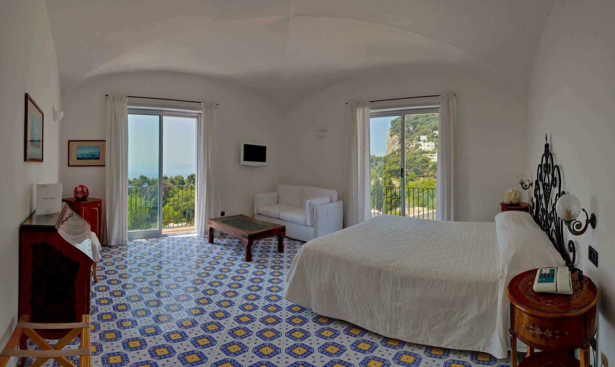 Hotel Mamela Capri Exterior photo